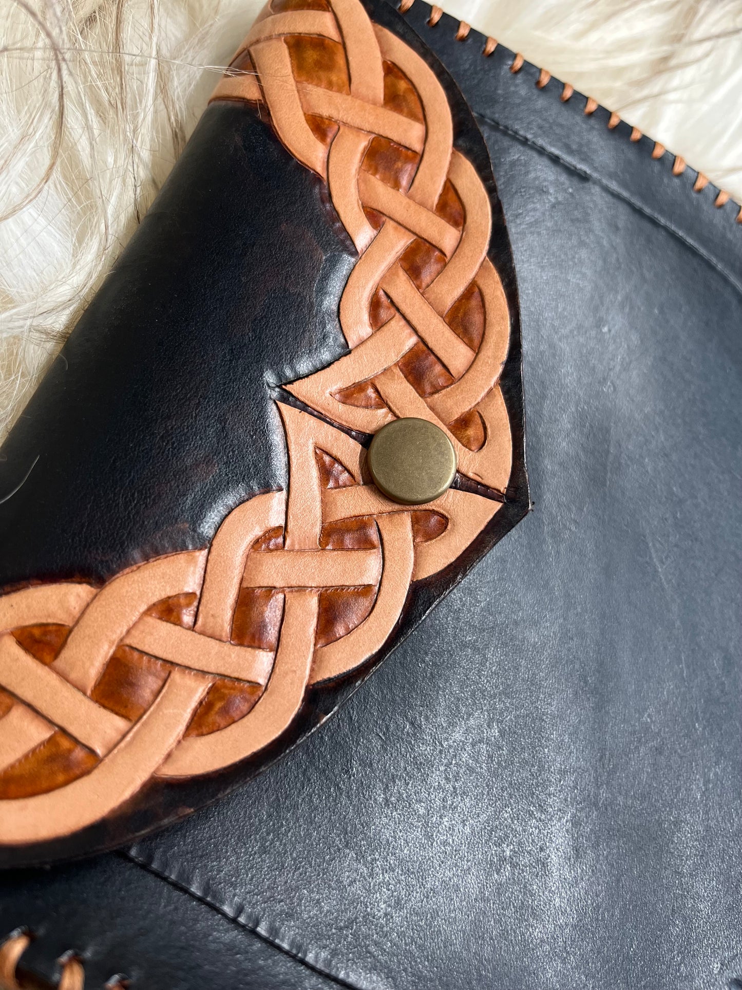 Hand Carved Knotwork Sporran