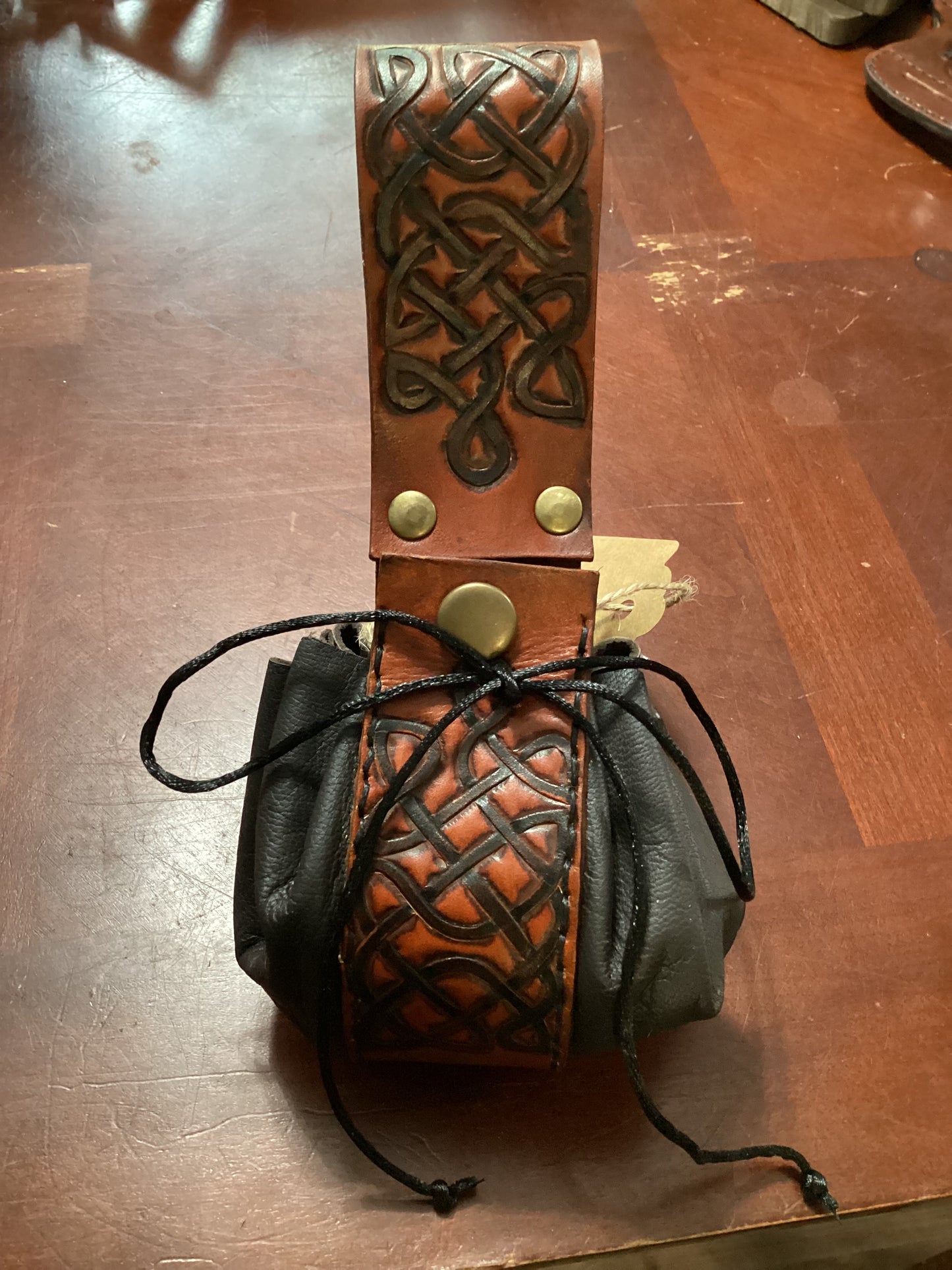 Belt Gathered Pouch Knotwork